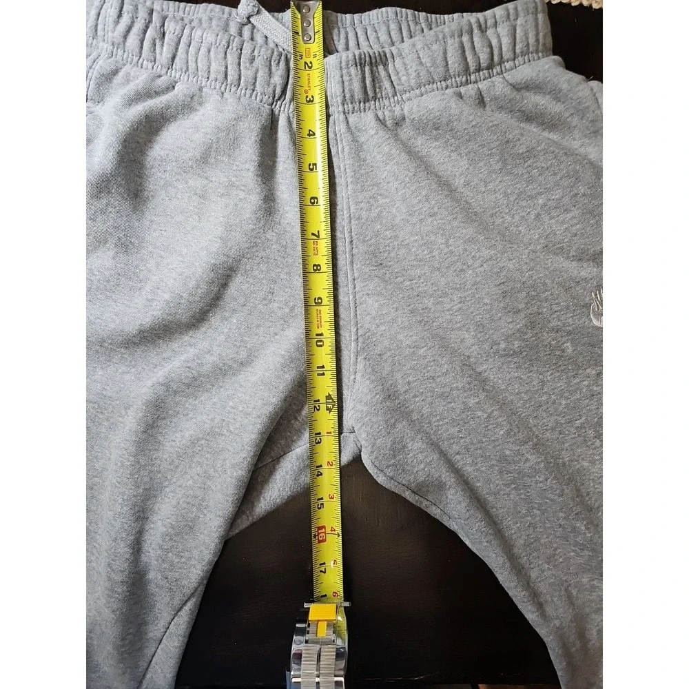 Nike Men's Sportswear Club‎ Fleece Tapered Joggers Pants Gray Size M